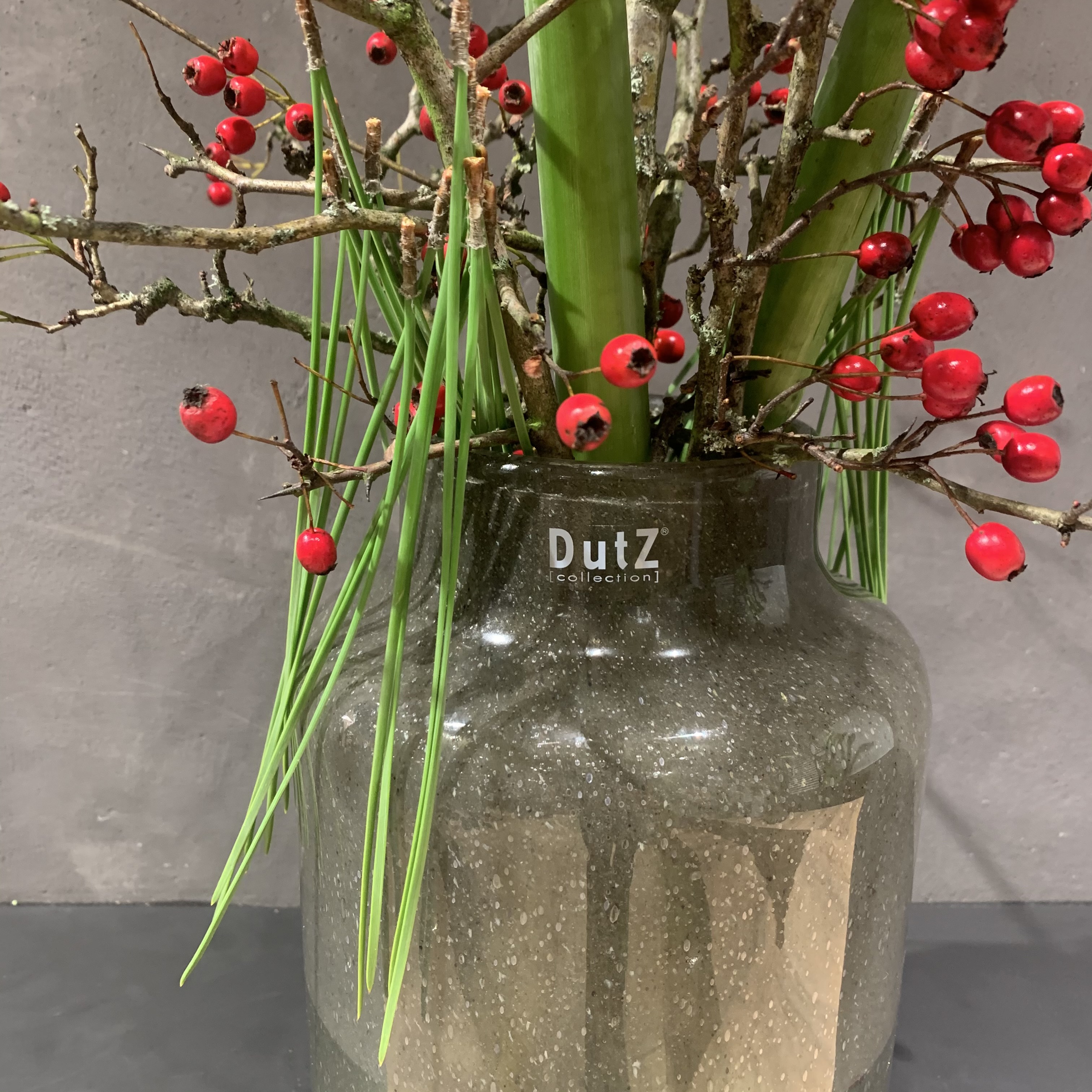 Arrangement mit Amaryllis in DutZ Vase 